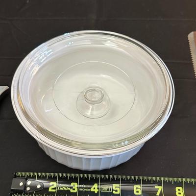 Vintage Corning Ware and General Electric Kitchen Items