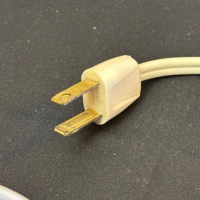 Vintage Corning Ware and General Electric Kitchen Items