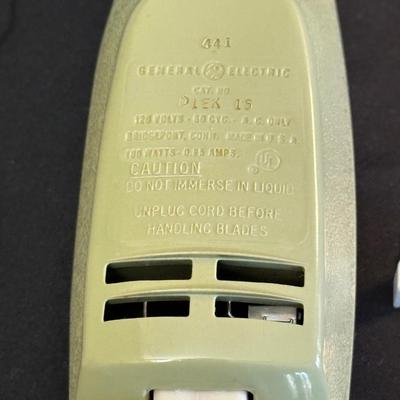 Vintage Corning Ware and General Electric Kitchen Items