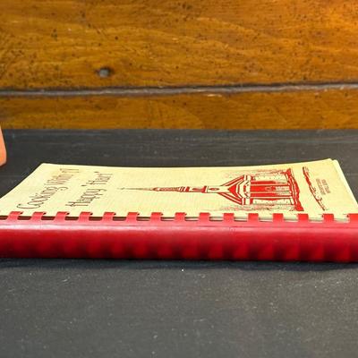 Collectibles about and based on Hart County, GA