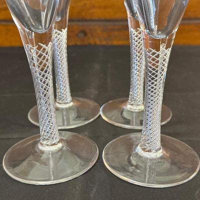 Vintage Delicate Champagne/Wine Glass with Swirl Stem Design