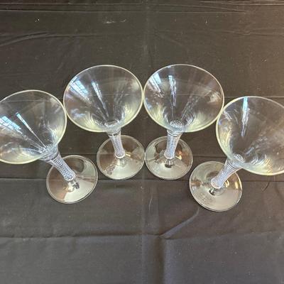 Vintage Delicate Champagne/Wine Glass with Swirl Stem Design