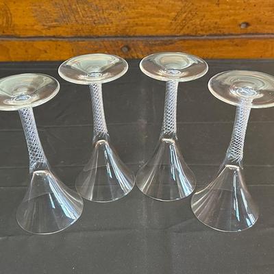 Vintage Delicate Champagne/Wine Glass with Swirl Stem Design