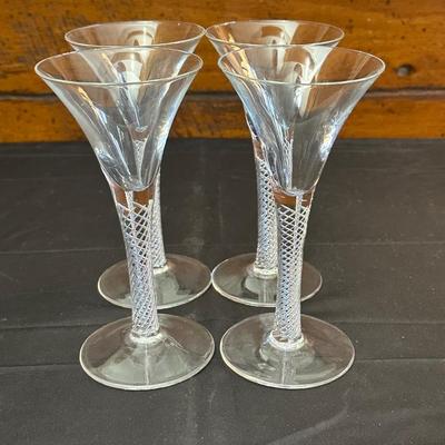 Vintage Delicate Champagne/Wine Glass with Swirl Stem Design