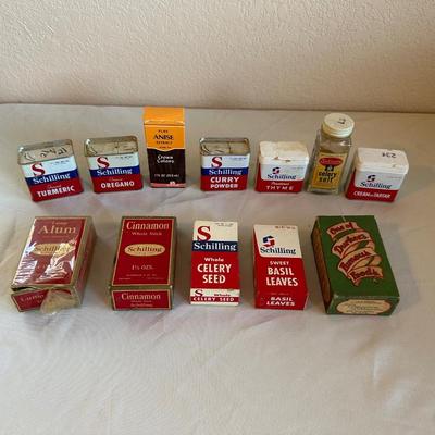 SPICES I WOULDN'T USE BUT THE CONTAINERS ARE GREAT
