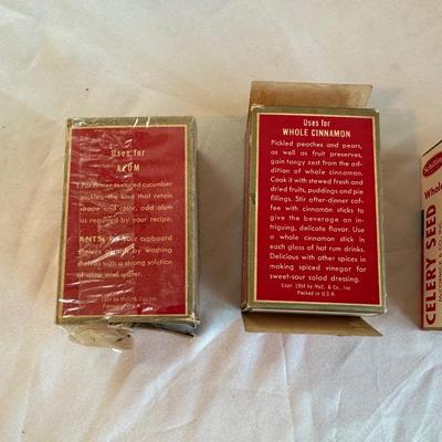 SPICES I WOULDN'T USE BUT THE CONTAINERS ARE GREAT