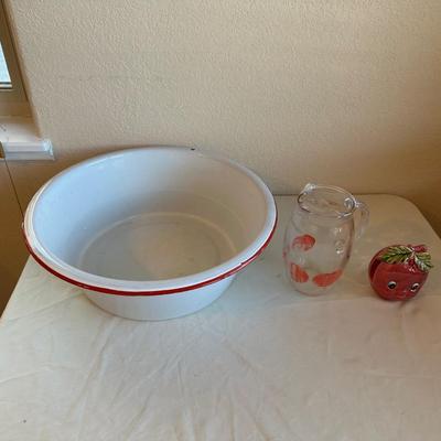 LARGE ENAMEL BOWL WITH 50's GLASS PITCHER AND NAPKIN HOLDER