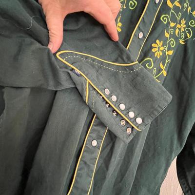 Lot 13 Vintage Rockmount Western Shirt