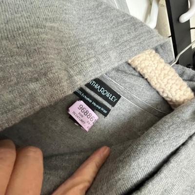 Lot 23 mens sweatshirts/jackets (M-XXL)