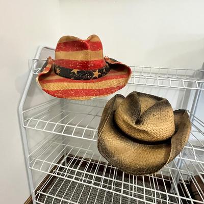 Lot 31 2 Modern Straw hats