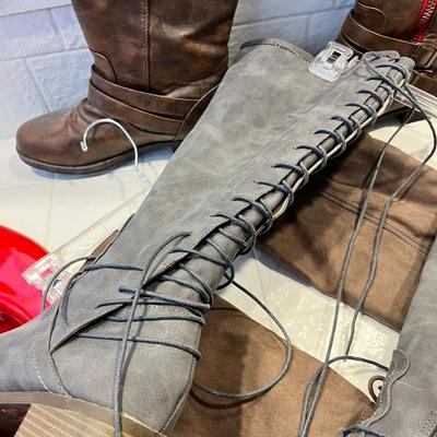 Lot 52 womens brown and grey boots (8.5) SWV, Brinkley and Bamboo