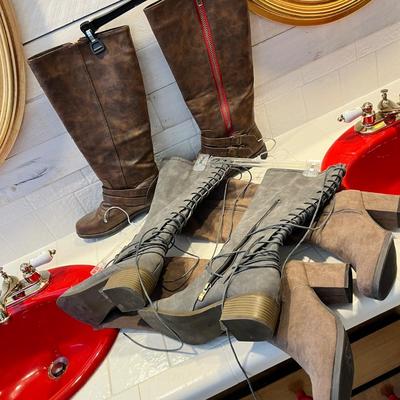 Lot 52 womens brown and grey boots (8.5) SWV, Brinkley and Bamboo