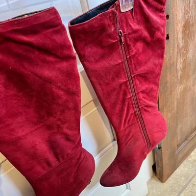 Lot 5 womens tall boots red (8.5) brown (8.5)