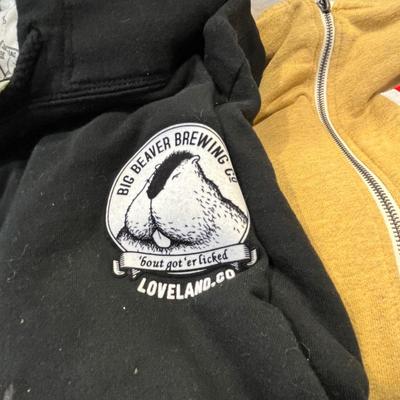 Lot 59 womens brewery shweatshirts (XL)
