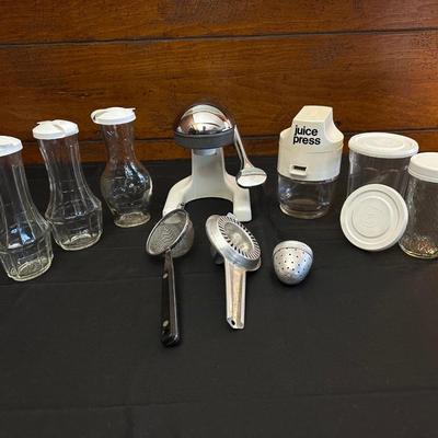 Vintage Juicing Mechanisms