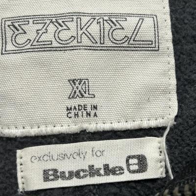 Sale Photo Thumbnail #508: Buckle Ezekiel Men’s XXL Light Jacket.