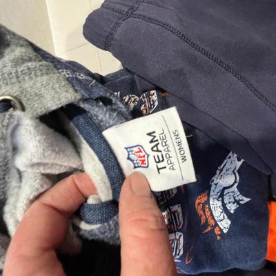 Lot 71 Broncos (3) hoodies and sweatpants(M) - pink brand (L)