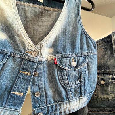 Lot 70 Denim 2 jackets & vest - Levi's (L)
