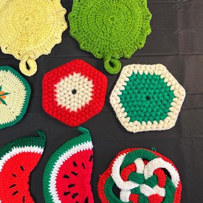 Lot of Vintage Hand Knitted Pot Holders
