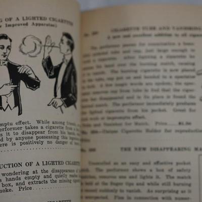 PAIR OF CHICAGO PAPER ITEM COLLECTIBLES. RAILROAD EXPO & CHICAGO MAGIC CO. HANDBOOK