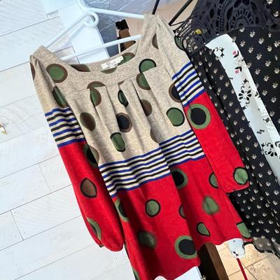 Lot 80 5 Misc womens boutique dressed and tops (S, M)