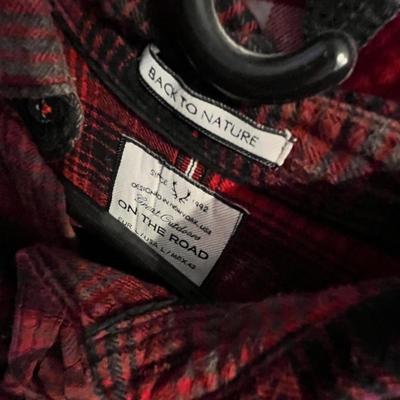 Lot 82 9 long sleeve plaid flannel button up shirts (S, M)