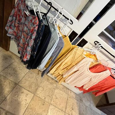 Lot 84 10 lightweight long sleeve loose fit tops (S, M, L)
