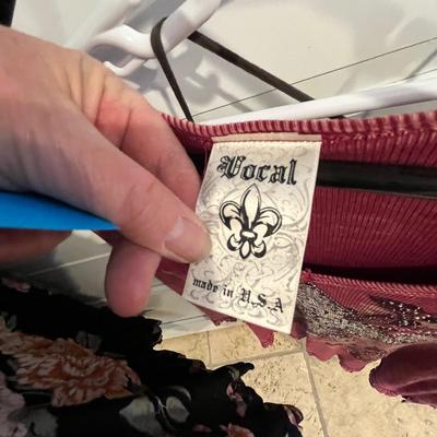 Lot 86 9 tops - miscellaneous fits - halter top, off-the-shoulder, and flowy tops (XS, S, M, L)