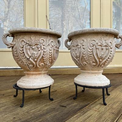 Plant holders & stands