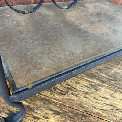 Outdoor Shelf & Wine Holder for Entertaining