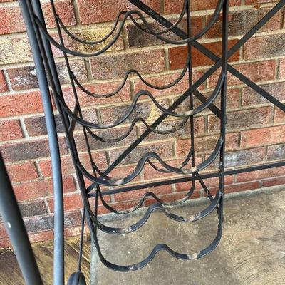 Outdoor Shelf & Wine Holder for Entertaining