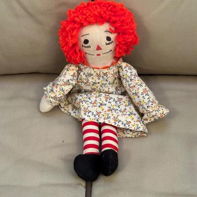 Lot of Raggedy Ann Dolls