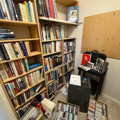 Lot 9: Books & More