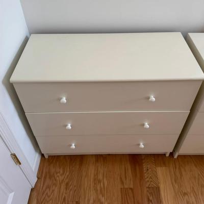 940 Pair of White Three Drawer Dresser