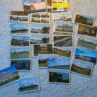 Lot of Vintage Postcards