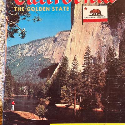 Lot of Vintage Postcards, Disneyland & Areas of CA