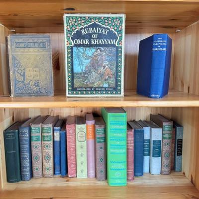 941 Miscellaneous Lot of Vintage Decorative Books