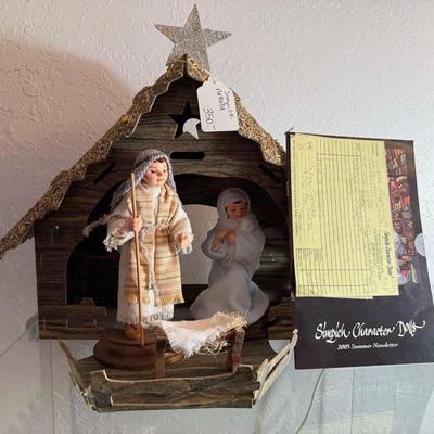 Lot 13: Simpick Nativity Set