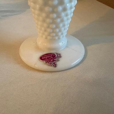 CERAMIC VASE AND A PAIR OF FENTON FAN VASES