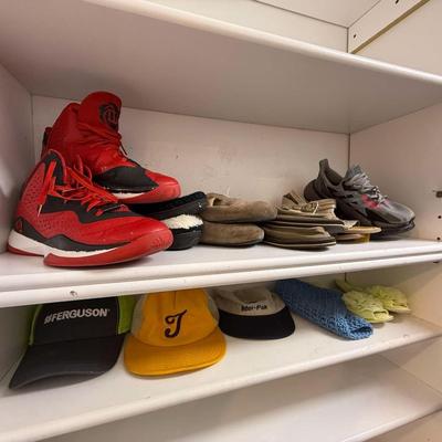 Lot 15: Clothing Selection
