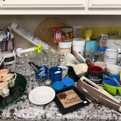 Lot 17: Kitchen Galore
