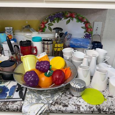 Lot 17: Kitchen Galore