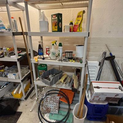 Lot 19: Garage Wall Selection