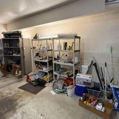 Lot 19: Garage Wall Selection
