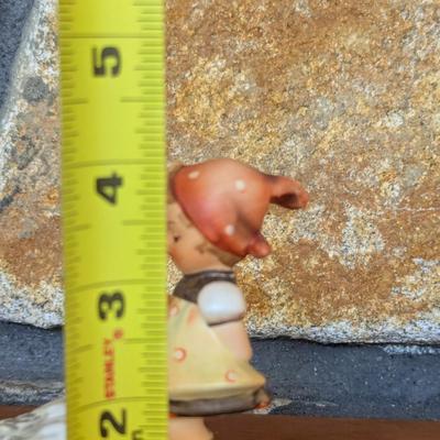 Hummel Figurine Goose Girl Western Germany (FR)