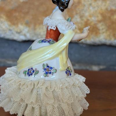Dresden Porcelain Lace Weave Figurine (FR)