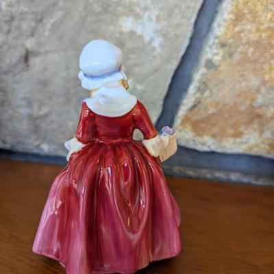 Dresden Porcelain Lace Weave Figurine Flamingo Dancer & Royal Doulton Lavinia (FR)