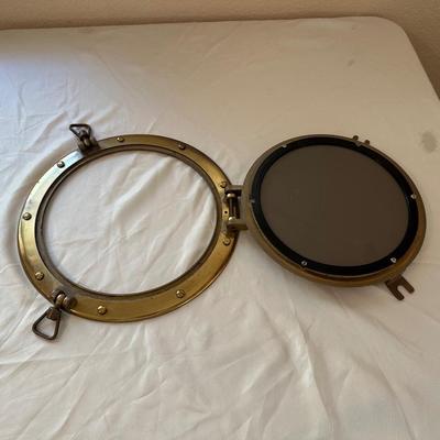 BOXED CLOCK WITH HANDLE AND BRASS PORTHOLE MIRROR