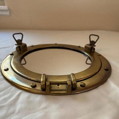 BOXED CLOCK WITH HANDLE AND BRASS PORTHOLE MIRROR
