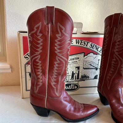 LIKE NEW LADIES JUSTIN WESTERN BOOTS SIZE 10A